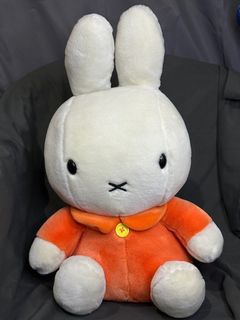 (Category: ) located in . Submitted by genie.fluff (Listing ID 1459612839, Image 1). Description: .