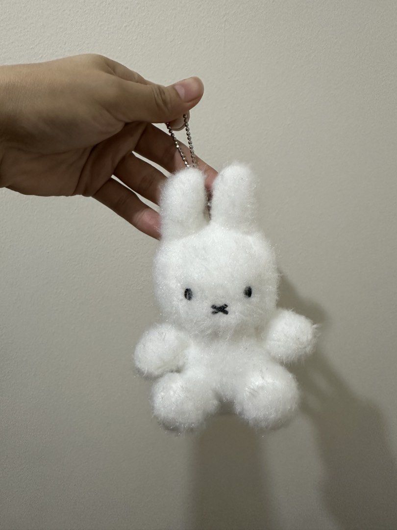 Miffy Plush Keychain White Bunny Bag Charm (Category: Plushies & Soft Toys) located in Manila. Submitted by itsyourgirlmc (Listing ID 1459632209, Image 3). Description: .
