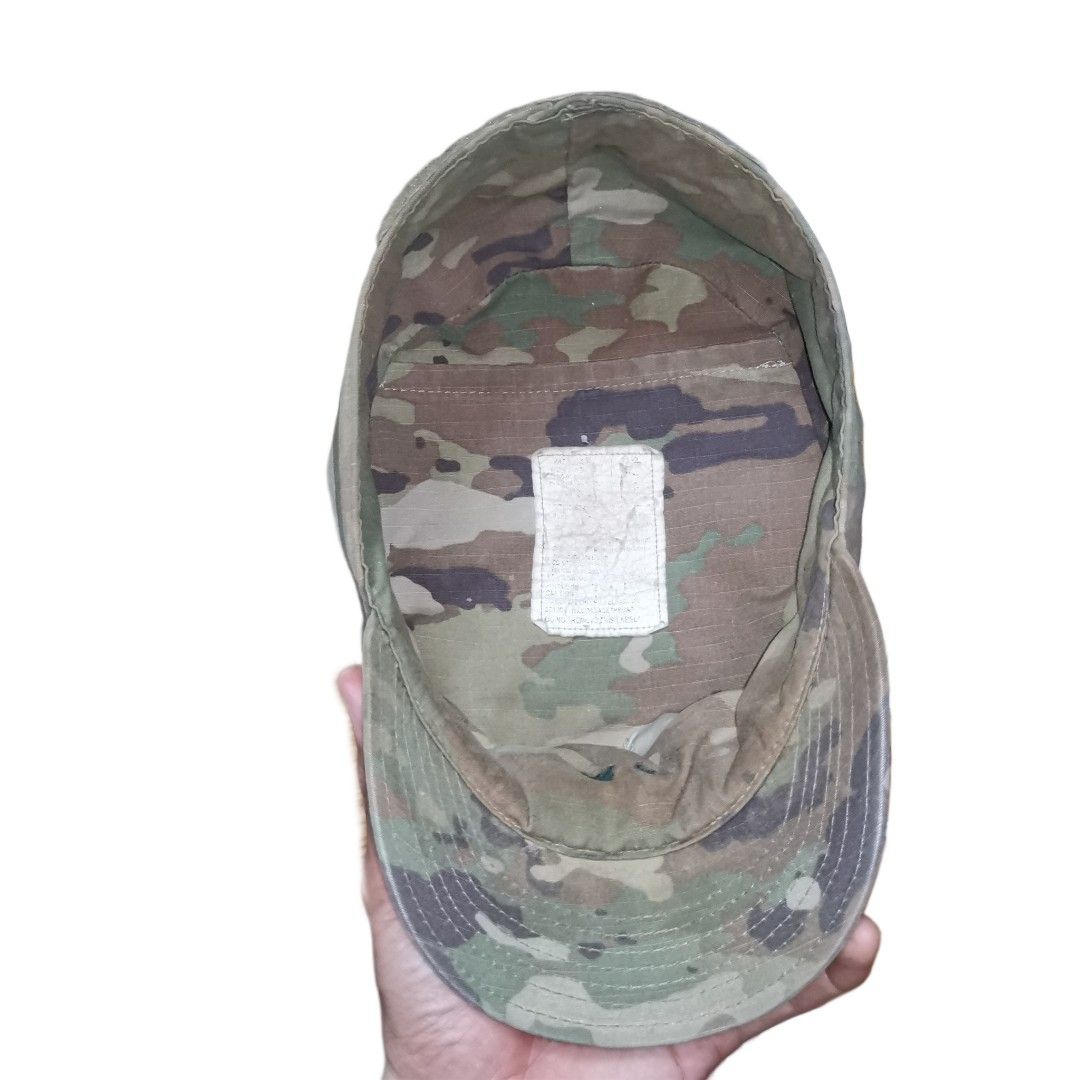 Military Camouflage Hat/Cap (Army Green) (Category: Caps & Hats) located in General Mariano Alvarez. Submitted by hundred_lives (Listing ID 1459530464, Image 2). Description: Military Camouflage Hat/Cap (Army Green) Authentic Original Good Condition Vintage Piece ‼️***Or Best Offer Wins***‼️ ‼️***Split Or As Pack***‼️ ‼️***Negotiable All Items***‼️ ‼️ ***What You See Is What You Get***‼️ Tags: nba nfl football basketball vintage baseball mlb jers