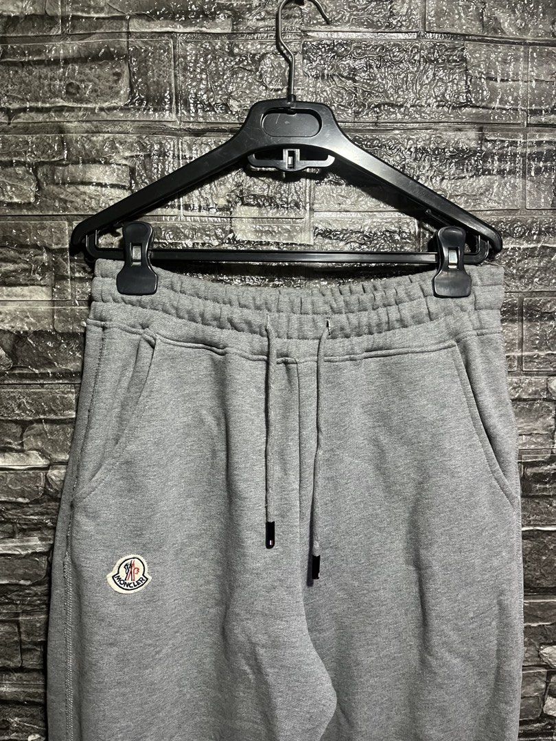 Moncler Sweat Pants (Category: Luxury Apparel) located in Manila. Submitted by flex_curation (Listing ID 1459661058, Image 2). Description: 30-34W 40L IN VERY GOOD CONDITION BACOOR CAVITE LOC.