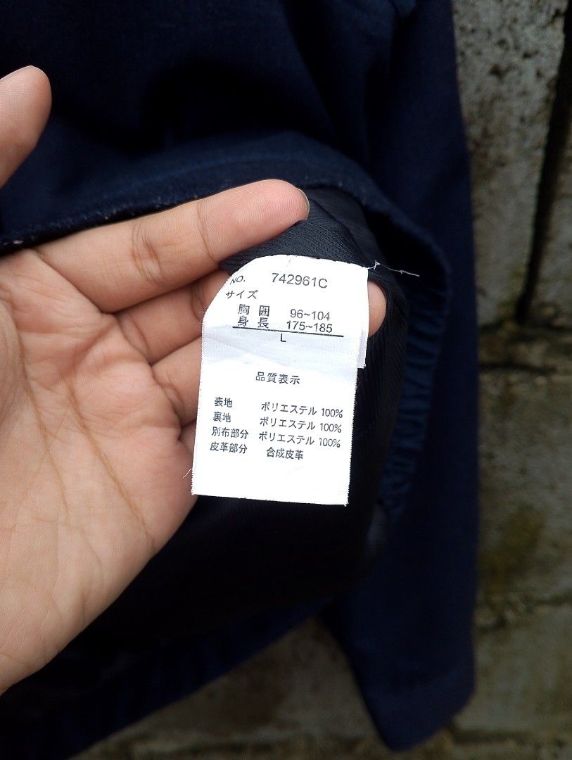 MONTEVISO ITALY Harrington Jacket (Category: Coats, Jackets and Outerwear) located in Baliuag. Submitted by retrovault83 (Listing ID 1459579815, Image 3). Description: ✨ Condition: 9.5–10/10 – Excellent Preloved Condition Width: 20 Length: 29 ✅ Condition Notes: • No stains • No major flaws • Ready to wear ⚠️The last photo shows a missing snap button or eyelet fastener on the sleeve cuff, leaving a small torn hole through the fabric where the hard