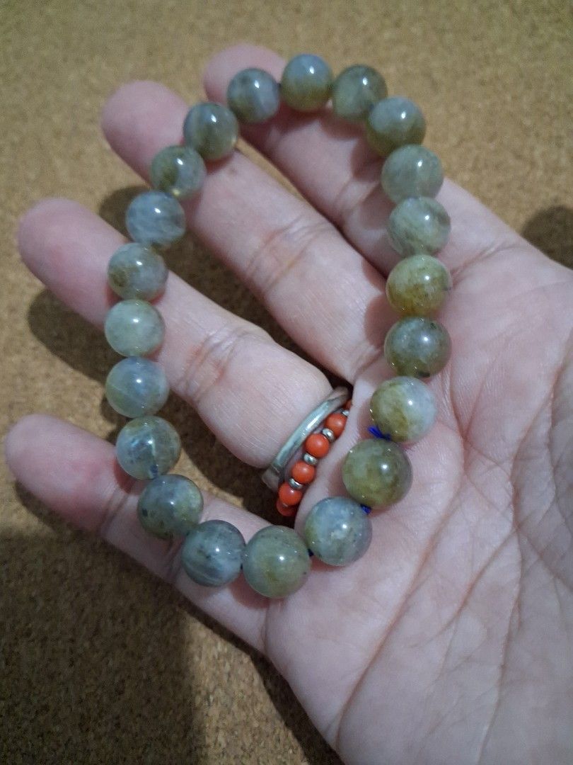 Moonstone nature crystal bracelet s9mm (Category: Bracelets) located in Candelaria. Submitted by naturecrystal (Listing ID 1459603180, Image 3). Description: Moonstone nature crystal bracelet s9mm. Browse my account for more items for sale Just message me for more details SHIPPING ONLY JNT COURIER.