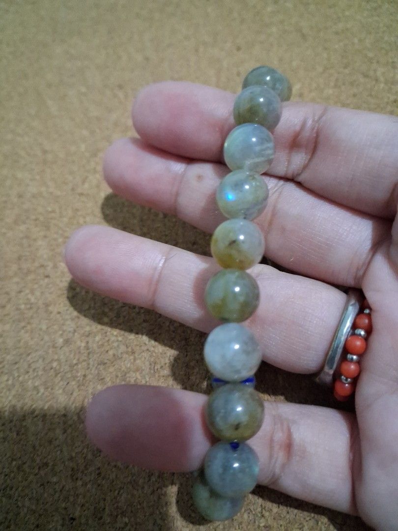 Moonstone nature crystal bracelet s9mm (Category: Bracelets) located in Candelaria. Submitted by naturecrystal (Listing ID 1459603180, Image 2). Description: Moonstone nature crystal bracelet s9mm. Browse my account for more items for sale Just message me for more details SHIPPING ONLY JNT COURIER.