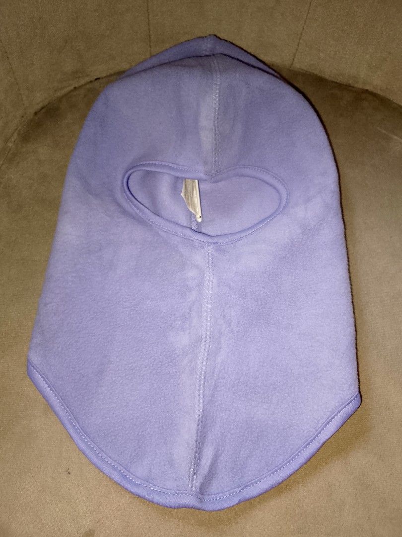 Mountain Warehouse Fleece Balaclava (Category: Caps & Hats) located in Binangonan. Submitted by yuristalin888 (Listing ID 1459524230, Image 3). Description: Stay warm and protected on the slopes or during cold-weather outdoor adventures with this comfortable fleece balaclava. Featuring a soft, breathable light blue fleece construction, it offers full head, neck, and facial coverage while ensuring a snug, flexible fit. Designed with reinforced sea