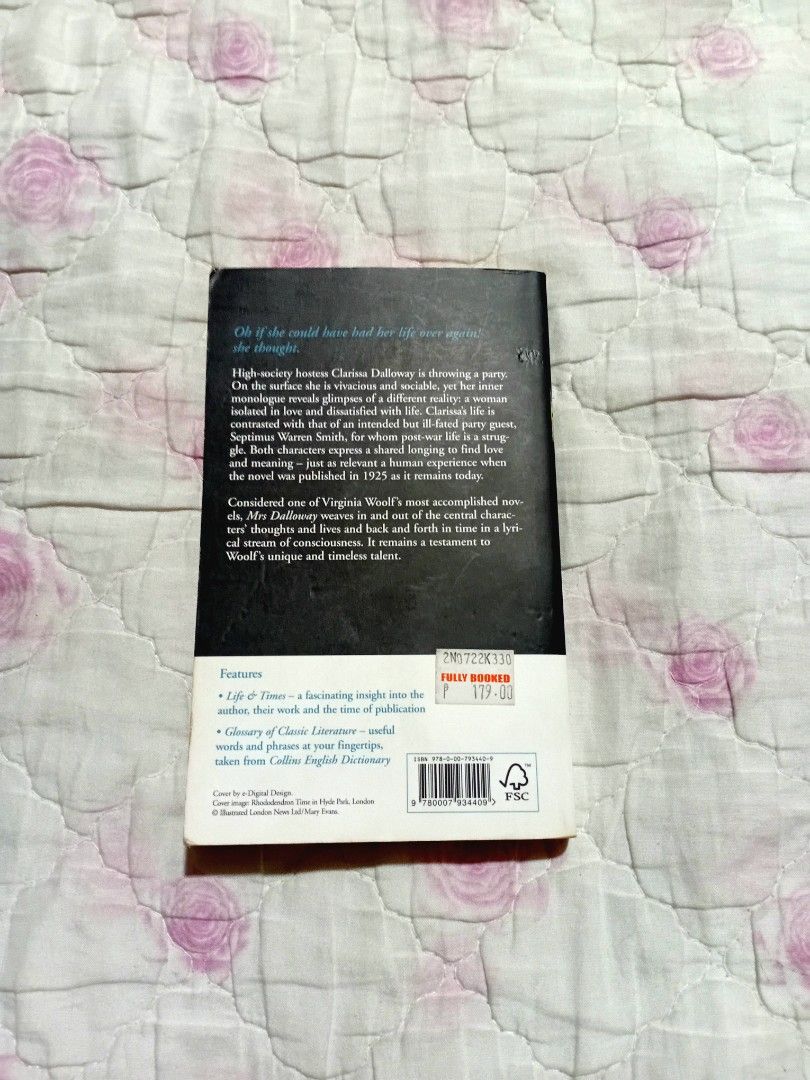 Mrs Dalloway by Virginia Woolf Collins Classics Preloved Book (Category: Storybooks) located in San Juan City. Submitted by bisoussofia (Listing ID 1459586308, Image 2). Description: .