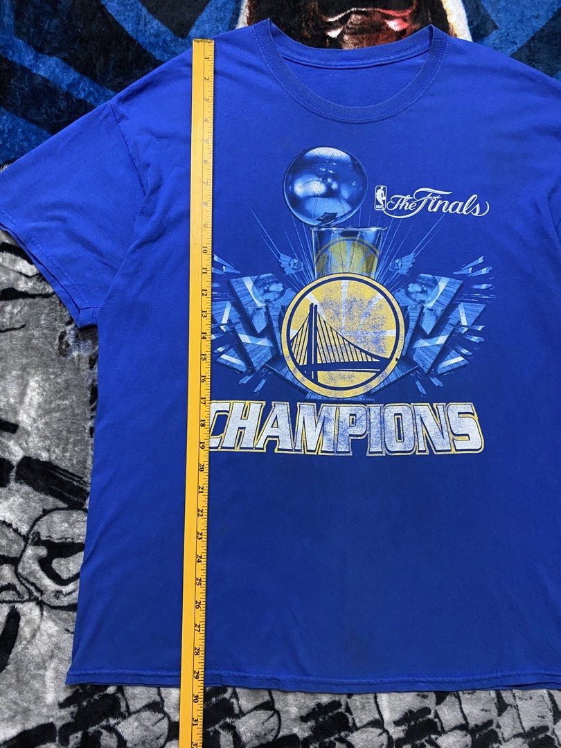 NBA 2015 Champions (GSW), t shirts (Category: Tshirts & Polo Shirts ) located in Cavite. Submitted by jc_thrift95 (Listing ID 1459656365, Image 3). Description: - NBA, t shirts - Erase tag, pin hole, crack prints, need wash - Color rate 7/10 - See details picture for dimes..