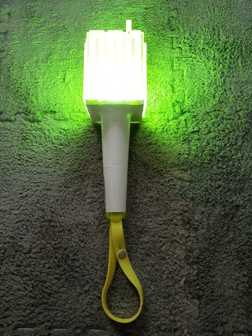 NCT lighstick (Category: Lighting) located in Manila. Submitted by anvicnicajeff (Listing ID 1459571777, Image 3). Description: NCT Lightstick no box no battery 100% working you can see in the pic slight issue seen in pic but you can still close the battery handle.