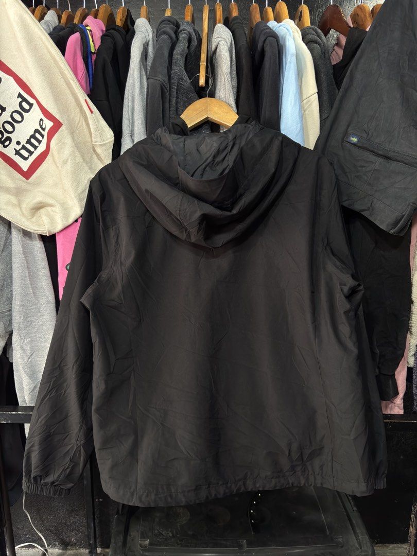Nepa Gore-Tex Infinium (Category: Coats, Jackets and Outerwear) located in General Santos City (Dadiangas). Submitted by rags2reviveph (Listing ID 1459601047, Image 3). Description: Nepa / Womens Gore-Tex Infinium Detachable Hood 110 on tag Best fit Large width 22 | length 25 Excellent.