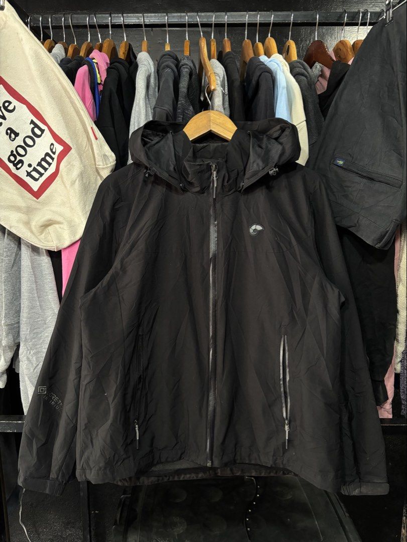 Nepa Gore-Tex Infinium (Category: Coats, Jackets and Outerwear) located in General Santos City (Dadiangas). Submitted by rags2reviveph (Listing ID 1459601047, Image 1). Description: Nepa / Womens Gore-Tex Infinium Detachable Hood 110 on tag Best fit Large width 22 | length 25 Excellent.