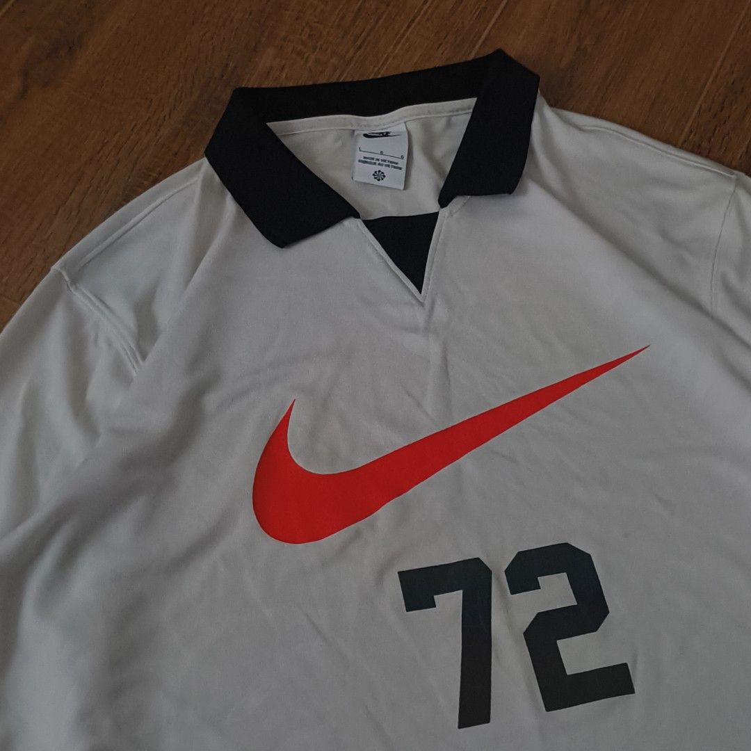 NIKE BIG SWOOSH 72 (Category: Activewear) located in Angono. Submitted by jabezjob_08 (Listing ID 1459551415, Image 2). Description: 23.5x28.