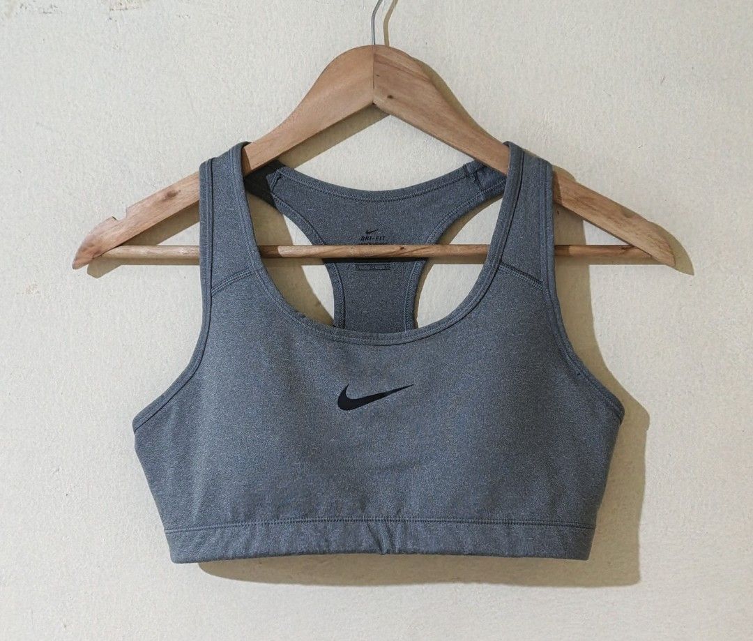 NIKE DRIFIT (Category: Activewear) located in Sipocot. Submitted by quickpickstuff (Listing ID 1459503747, Image 1). Description: NIKE DRIFIT SPORTS BRA PADDED XL ON TAG 15 WIDTH 11.5LENGTH STRETCHABLE.