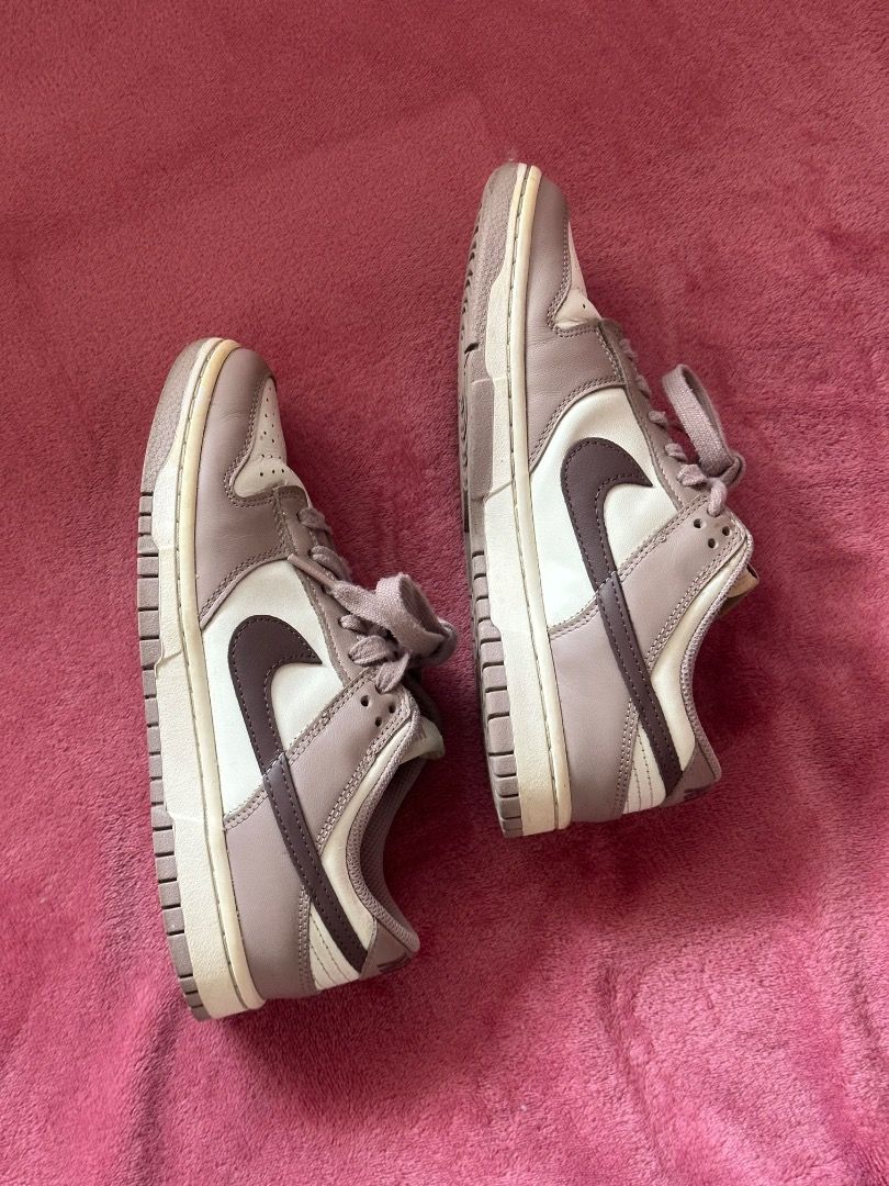 Nike Dunk Low Diffused Taupe (Category: Sneakers) located in Pasig City. Submitted by gandara12345678 (Listing ID 1459606813, Image 3). Description: - Original Nike Dunk Low Diffused Taupe - Size: UK 4.5 (US 7Y, EUR 38, BR 36) - Made in Vietnam - Perfect for daily wear.