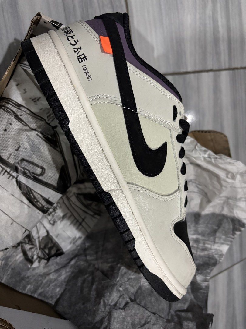 Nike Dunk Low "Initial D” (Category: Sneakers) located in Manila. Submitted by zykgarcia115720 (Listing ID 1459572553, Image 2). Description: - Nike Dunk Low x Initial D (OEM) - Used twice - Includes original box and extra laces Antipolo Location I can do meet ups around rizal .