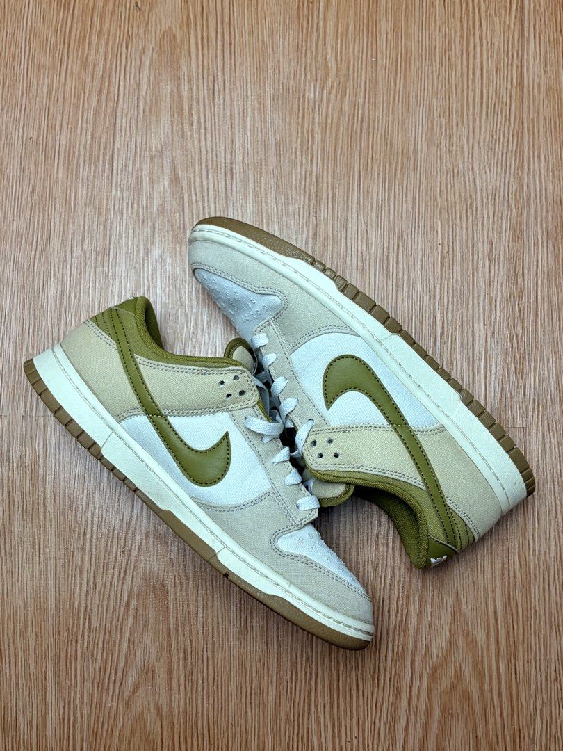 NIKE DUNK SINCE 72 (Category: Casual Shoes) located in Quezon City. Submitted by plukreynei66769 (Listing ID 1459637271, Image 3). Description: Nike Dunk Low Since 72 - Pacific Moss Size: US 8.5 8.5/10 Condition.