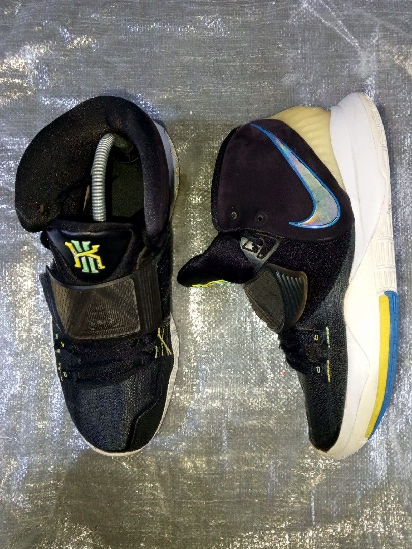 Nike Kyrie 6 "Shutter Shades" US 9 (Category: Sneakers) located in Taytay. Submitted by ThriftRacks (Listing ID 1459639072, Image 2). Description: PRELOVED/ THRIFTED - Nike Kyrie 6 "Shutter Shades" - Size: US 9 / UK 8 / CM 27 - Color: Black with iridescent Nike swoosh - Ideal for basketball and casual wear - Feel free to ask questions!.