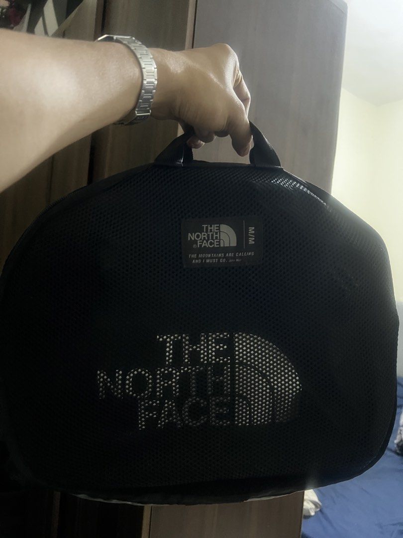 NORTH FACE BASE CAMP DUFFEL Medium (Category: Luxury Bags & Wallets) located in Manila. Submitted by zenearth-05c4 (Listing ID 1459493404, Image 3). Description: FOR SALE — THE NORTH FACE BASE CAMP DUFFEL M 🖤 ✨ BRAND NEW / NEVER USED 🏷️ WITH ORIGINAL TAG 💰 ₱7000 Selling my The North Face Base Camp Duffel – M (71L) in TNF Black. ✅ Brand new, never used ✅ Complete with original tag ✅ Authentic The North Face ✅ Original price: ₱7,990 ✅ Spacious &