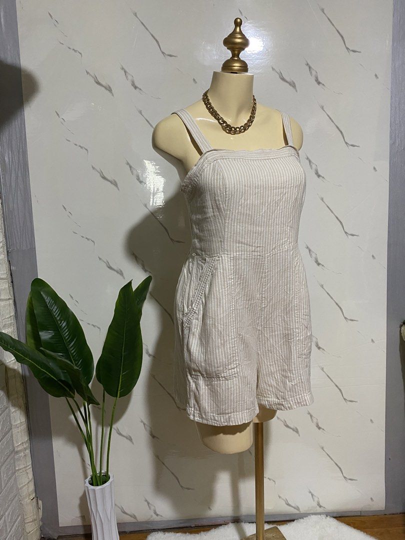 Old navy nude stripes romper (Category: Rompers) located in Taguig. Submitted by KL_Outfits (Listing ID 1459518974, Image 2). Description: .