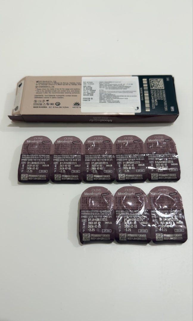 Olens Contact Lens - Moodnight Brown (Category: Sunglasses & Eyewear) located in Pasig City. Submitted by luvmauve (Listing ID 1459664094, Image 3). Description: [Grade: -2.25] ₱250/pair Exp: 02/31.