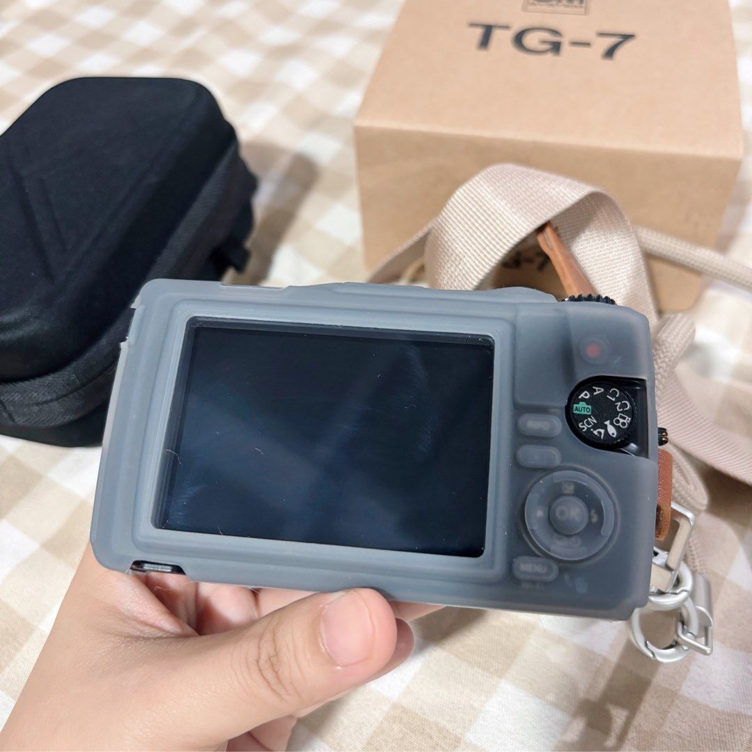Olympus Tough OM System TG-7 Black Waterproof Camera (Category: Cameras) located in Las Pinas. Submitted by zab8th (Listing ID 1455287614, Image 2). Description: Olympus OM SYSTEM Tough TG-7 (Black) + Accessories Bundle📸 Selling my Olympus OM SYSTEM Tough TG-7 in Black😊 ✨ Like New Condition (only tested a few times) with original box and manual A shockproof and waterproof rugged camera that’s perfect for your travels, adventures, snorkeling, be