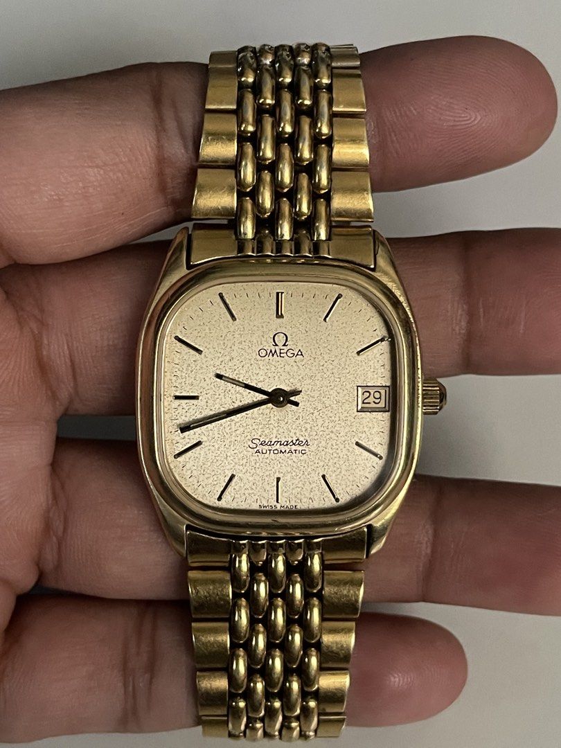 Omega Seamaster (Category: Luxury Watches) located in Taguig. Submitted by j_watches007 (Listing ID 1459528707, Image 2). Description: Authentic Secondhand ⌚ Vintage Omega Seamaster Swiss Made Automatic Textured Dial Gold plated Front Case Stainless Steel Back Case 32mm Omega Gold tone Bracelet “Watch Only” DISCLAIMER: IT’S OLD USED WATCHES EXPECT SOME SCRATCHES, SIGNS OF USED & PLEASE MANAGE YOUR EXPECTATIONS. THANK YOU. .