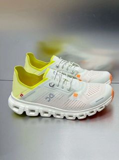 （分類：）位於 。 由 sneakerssssssssssss 提交（商品編號 1459501825，圖片 1）。簡介： 。