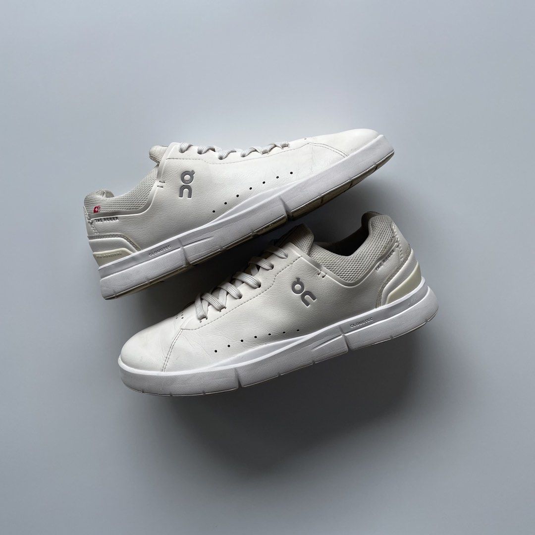 On cloud roger advance (Category: Sneakers) located in Calamba. Submitted by pearsforgeers (Listing ID 1459664080, Image 1). Description: Sz 9.5 Pair only .