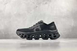 (Category: ) located in . Submitted by shoes_shop. (Listing ID 1459674292, Image 1). Description: .