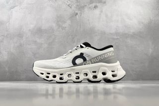 (Category: ) located in . Submitted by shoes_shop. (Listing ID 1459674317, Image 1). Description: .