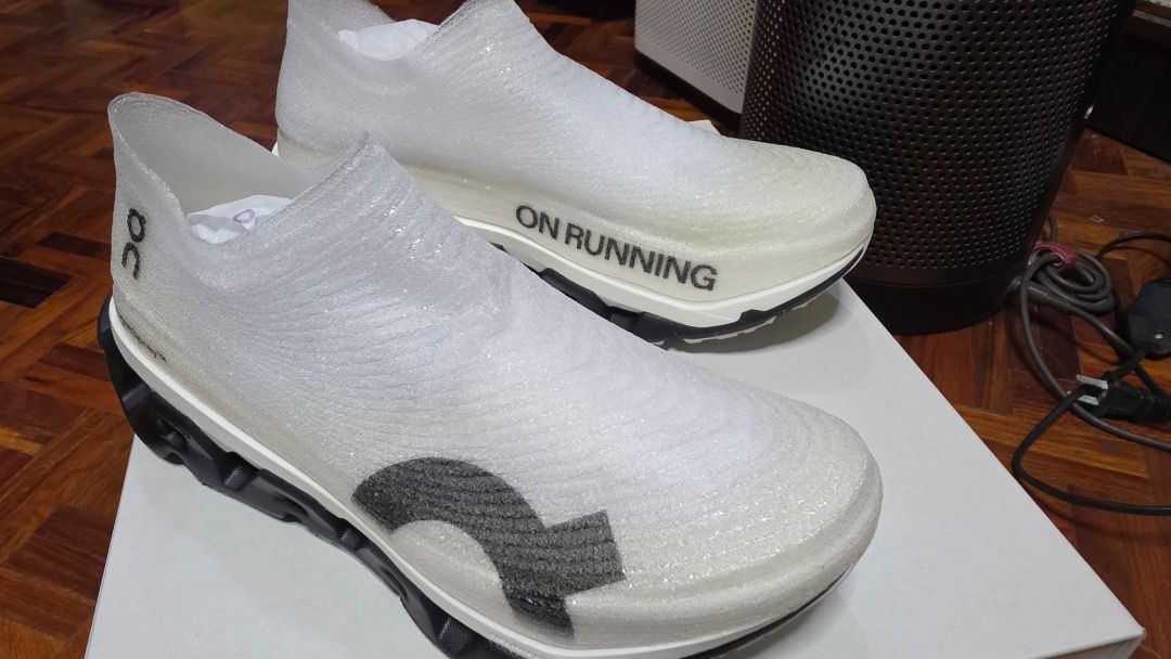 ON Running Lightspray (Category: Sneakers) located in Manila. Submitted by 3ple_hhh (Listing ID 1459533446, Image 3). Description: - ON Running Lightspray - Size: US Women's 11 / Men's 9.5 - Color: White and Black - Style: Slip-on running shoes - Ideal for your runs - Comes with original box and a pair of sock.