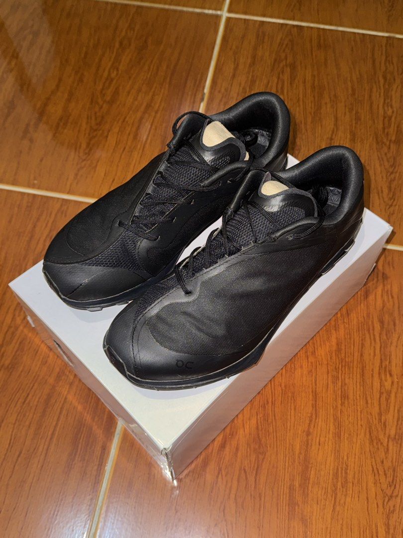 On x Post Archive Faction Cloudventure Peak Sneaker (Category: Sneakers) located in Quezon City. Submitted by vodega (Listing ID 1459596415, Image 2). Description: - ON Cloudventure Peak PAF Trail Running Shoes - Color: All Black - Size: US 8.5 / EU 40 W - Includes: Original box and packaging.