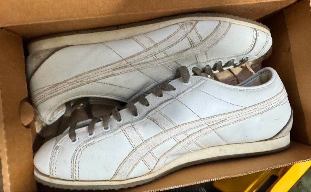 Onitsuka Tiger California 78 (Royal/White) (Category: Sneakers) located in Manila. Submitted by martin827 (Listing ID 1459524596, Image 3). Description: Product Details Brand: Onitsuka Tiger Model: California 78 Size: US Unisex: 8 US Women’s: 9.5 EUR: 41.5 Length: 26.0 cm Description Classic retro Onitsuka Tiger California 78 sneakers featuring iconic side stripes, a lightweight design, and a durable rubber sole. 100% Authentic (comes with origin