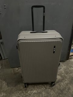 （分類：）位於 。 由 yau___614 提交（商品編號 1459643164，圖片 1）。簡介： 。