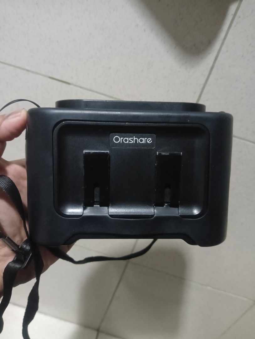 Orashare K300 (Category: Travel Essentials & Accessories) located in Quezon City. Submitted by agila_ng_davao (Listing ID 1459548952, Image 1). Description: For sale, Orashare K300 for only 800 pesos ❤️ Orashare K300 Portable Waist Fan, a rechargeable clip-on personal fan that also functions as a power bank with flash light 🥰 (Battery Capacity 14,500 mAh).