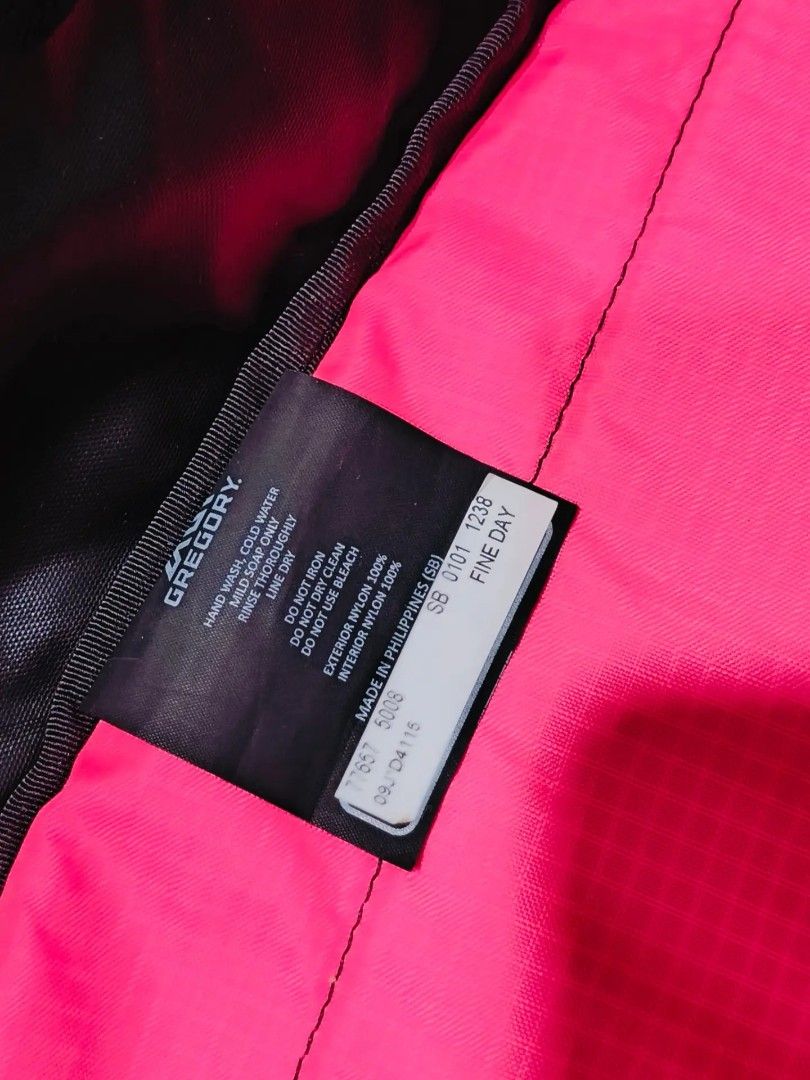 Original Gregory Backpack (Category: Backpacks) located in Caloocan City. Submitted by secondhand_shop2 (Listing ID 1459610024, Image 2). Description: Sale❗Sale❗Sale❗ Original GREGORY Brandnew w/o tag Medium -Large flawless 📌First to pay!.