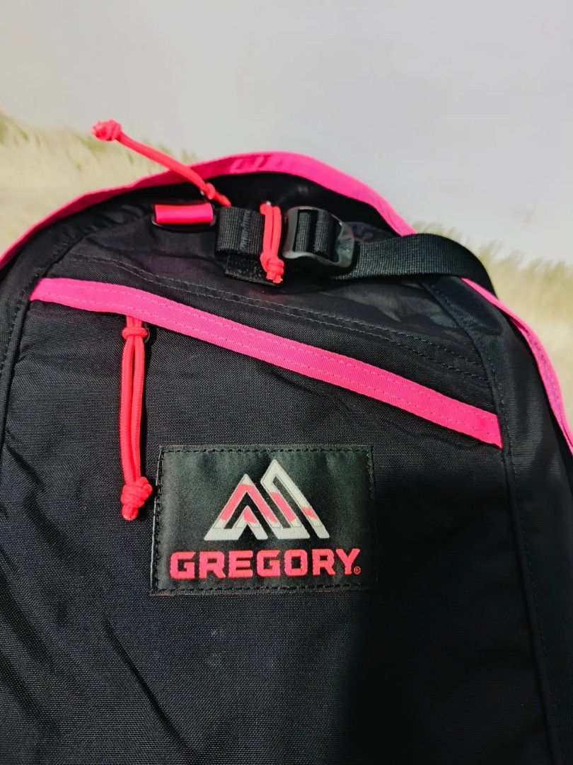 Original Gregory Backpack (Category: Backpacks) located in Caloocan City. Submitted by secondhand_shop2 (Listing ID 1459610024, Image 3). Description: Sale❗Sale❗Sale❗ Original GREGORY Brandnew w/o tag Medium -Large flawless 📌First to pay!.