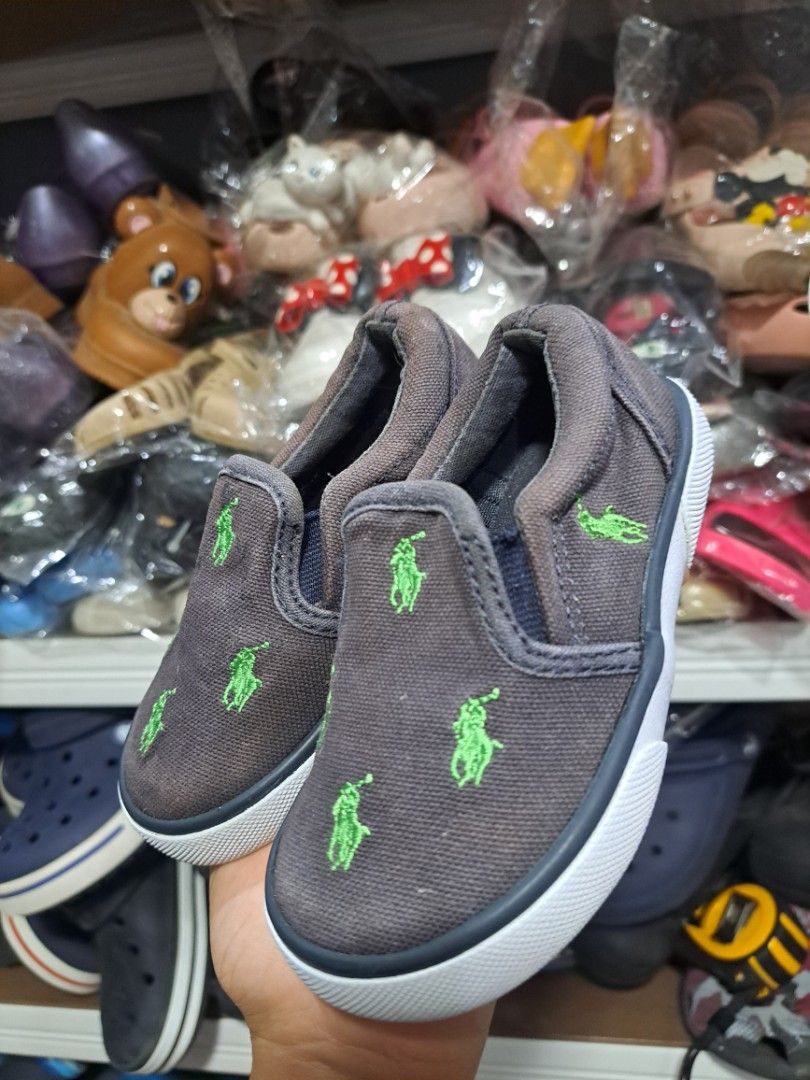 ORIGINAL POLO SHOES FOR KID (Category: Babies & Kids Fashion) located in Quezon City. Submitted by kimlynandaya (Listing ID 1459633438, Image 3). Description: Original Polo Shoes for kid Us:6 uk:5½ eur:22 cm:12.