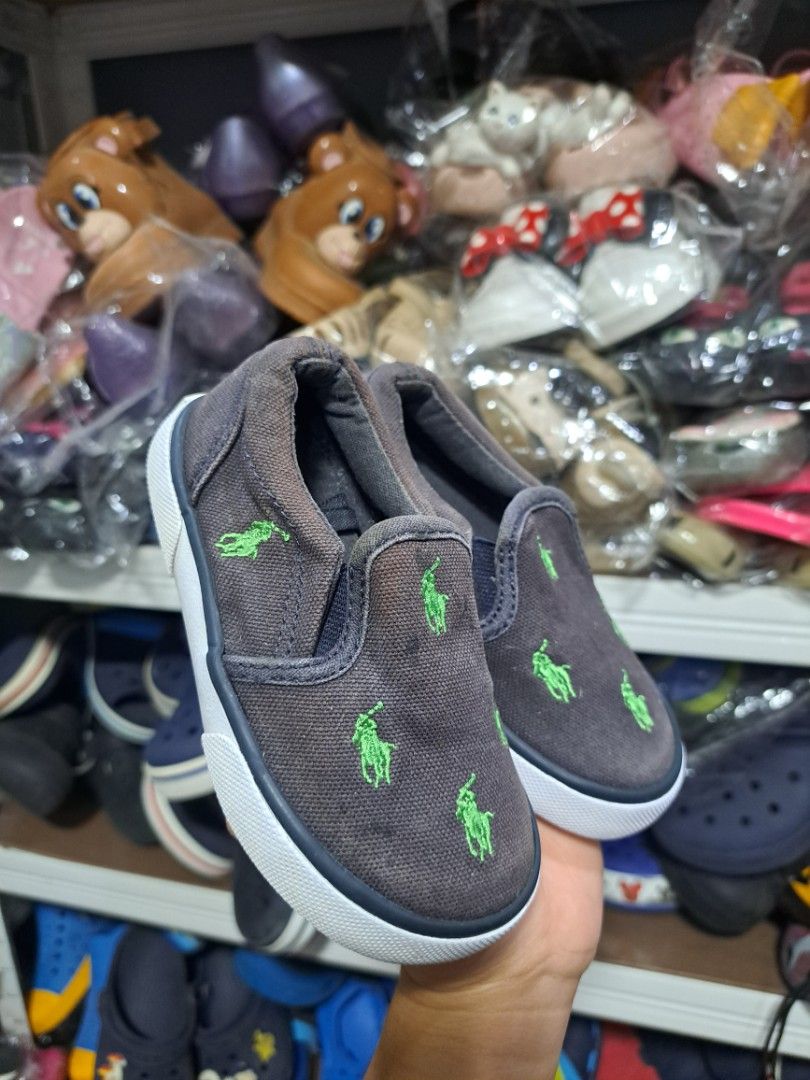 ORIGINAL POLO SHOES FOR KID (Category: Babies & Kids Fashion) located in Quezon City. Submitted by kimlynandaya (Listing ID 1459633438, Image 2). Description: Original Polo Shoes for kid Us:6 uk:5½ eur:22 cm:12.