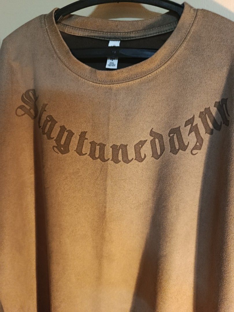 Oversized Gothic Graphic Streetwear Tee (Category: Tshirts & Polo Shirts ) located in Quezon City. Submitted by eldridge12 (Listing ID 1459620101, Image 2). Description: 📌loose thread color: 10/10 condition: 8/10 mop: gcash/maya + sf! pm for dimes!.