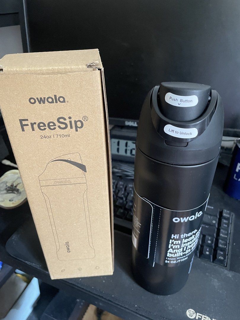 Owala Freesip 24 oz (black) (Category: Water Bottles & Tumblers) located in Navotas City. Submitted by 3minuteslate (Listing ID 1459495830, Image 1). Description: Brand new Owala Freesip 24 oz / 710 ml.