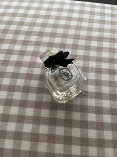 (Category: ) located in . Submitted by 99821 (Listing ID 1459596233, Image 1). Description: .