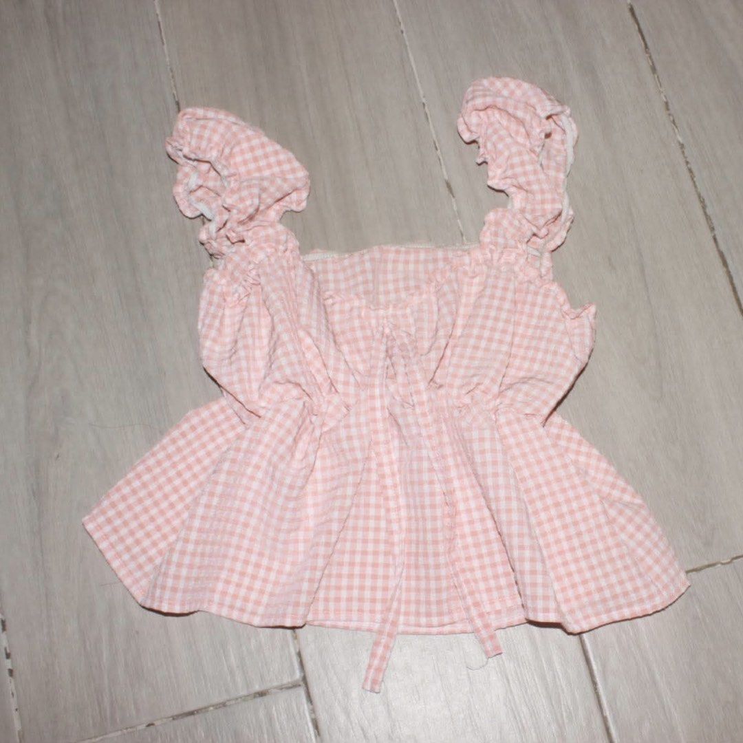 Pink Gingham Babydoll Top (Category: Blouses) located in Manila. Submitted by goldie.lockes (Listing ID 1459517118, Image 1). Description: - Small Gingham Babydoll Cropped Blouse - Lightweight fabric, ideal for summer Price is negotiable Goldie Lockes.