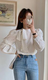 (Category: ) located in . Submitted by lovewith.preloved (Listing ID 1459610687, Image 1). Description: .