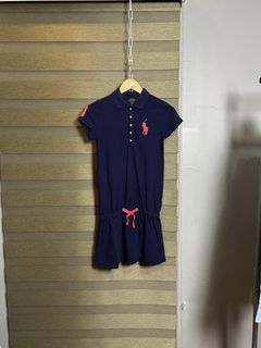 (Category: ) located in . Submitted by thrift.sanctuary (Listing ID 1459656621, Image 1). Description: .