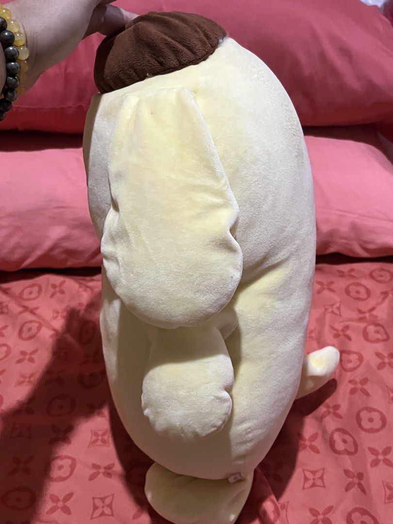 Pompompurin mallow plush (Category: Plushies & Soft Toys) located in Paranaque City. Submitted by bonsaiart (Listing ID 1459677039, Image 2). Description: Pre owned Good condition Mallow type Huggable 1450+sf Payment via GCASH or paymaya No to meetup No to cop / cod Shipping via j&t only.