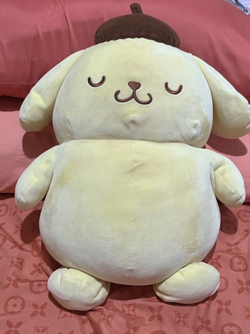 Pompompurin mallow plush (Category: Plushies & Soft Toys) located in Paranaque City. Submitted by bonsaiart (Listing ID 1459677039, Image 1). Description: Pre owned Good condition Mallow type Huggable 1450+sf Payment via GCASH or paymaya No to meetup No to cop / cod Shipping via j&t only.