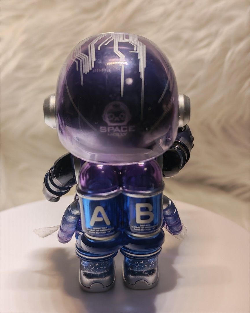 Popmart Space Molly Series 2 Secret Meta (Category: Designer & Blind Box Toys) located in Quezon City. Submitted by destashingme (Listing ID 1459512004, Image 3). Description: Space molly Series 2 Secret Meta with box, foil and card ships for free with MM.