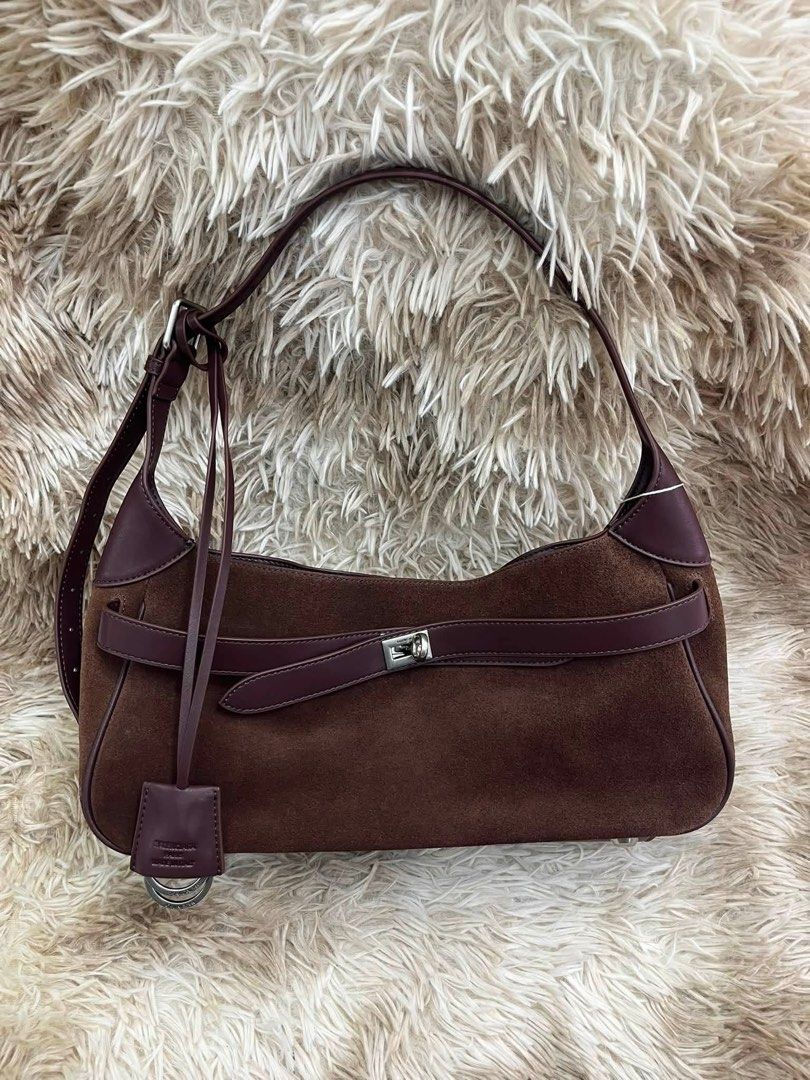 Preloved Balenciaga Suede Leather (Category: Shoulder Bags) located in Manila. Submitted by bagsandmanymanymore1 (Listing ID 1459539262, Image 1). Description: Preloved Balenciaga Suede leather What you see is what you get Please read before you order 👉🏻❗️Payment first before shipping ❗️Cut off time of payment 11am sameday delivery ❗️NO MEET UP / NO PICK UP ❗️ORDER CANNOT BE CANCELLED ❗️PLEASE DON’T BUY IF YOU ARE IN DOUBT ❗️NO RETURN! NO REFUN