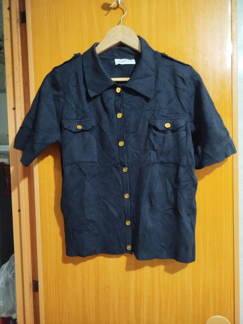 Preloved Polo Knitted Top (Category: Blouses) located in Manila. Submitted by cenasells (Listing ID 1459517215, Image 3). Description: Preloved Minor Flaw :Pressed Button Marks ( not visible ) Color : Black Size : Med to Large.
