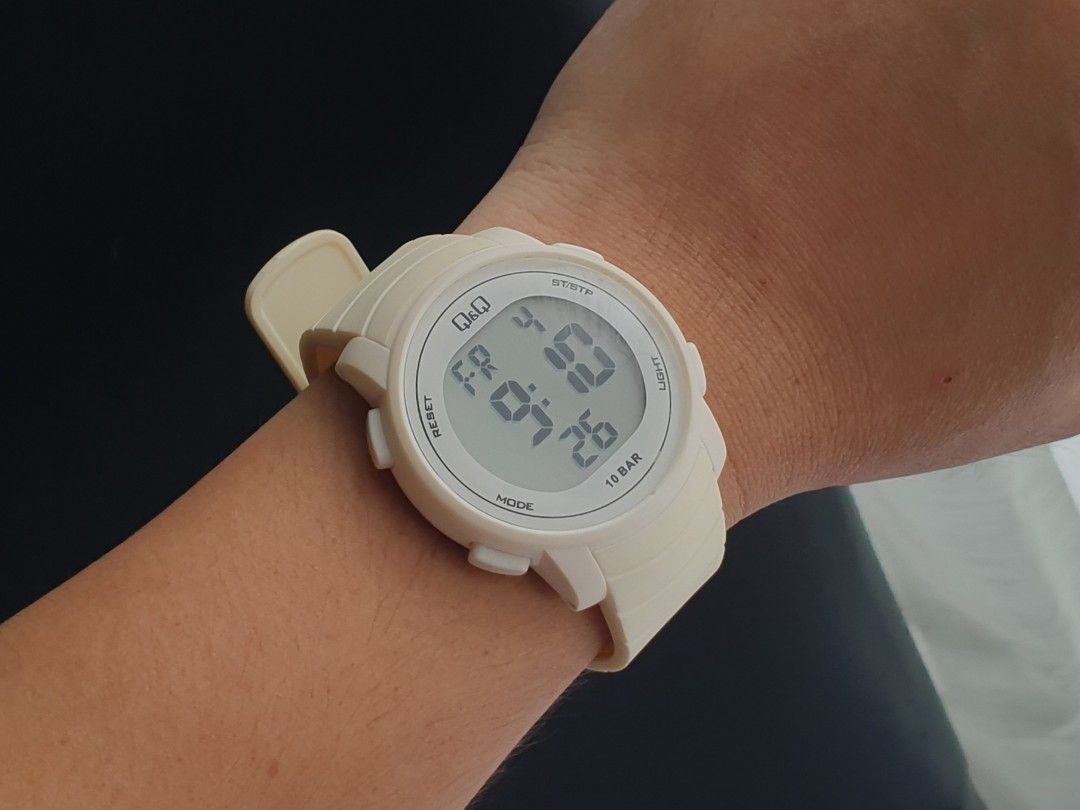 Q&Q Citizen Digital Watch (Category: Men's Watches) located in Quezon City. Submitted by WasalakTwo (Listing ID 1459608364, Image 2). Description: Bought in Japan Good working condition Clean and presentable Open for delivery nationwide.