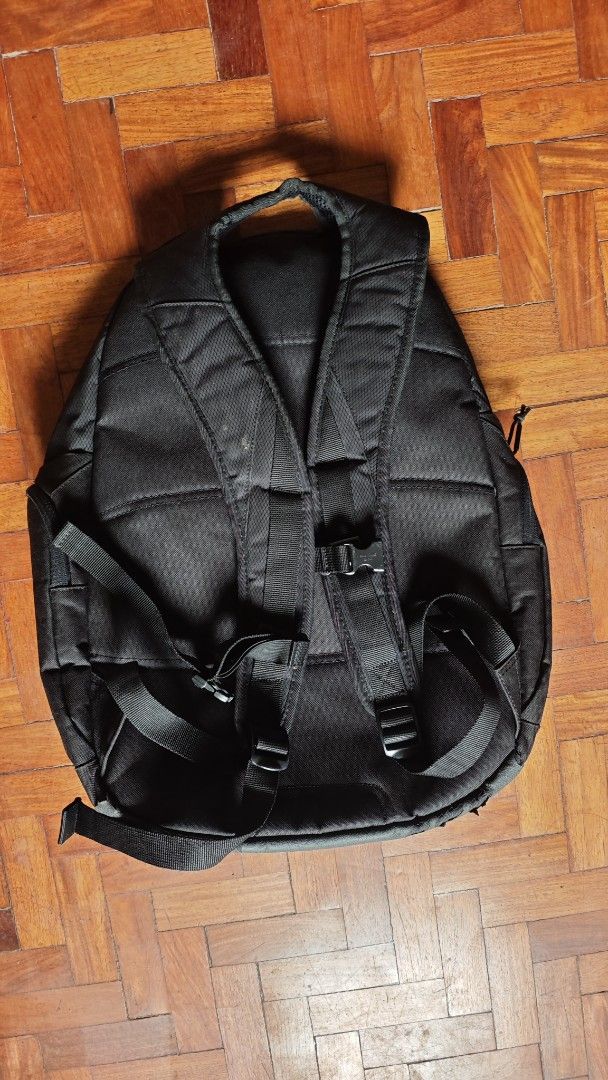 Quiksilver Black Backpack (Category: Backpacks) located in Tarlac. Submitted by limidoloy191416 (Listing ID 1459491516, Image 2). Description: - Black Quiksilver backpack - Plenty of pockets for storage - Adjustable straps for comfort - Durable material - Great for school or travel - Zippers work well - Ready for its next adventure.